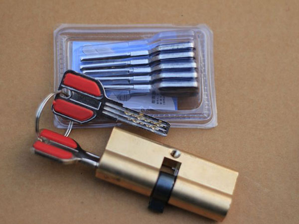 衢江24小时上门开锁公司